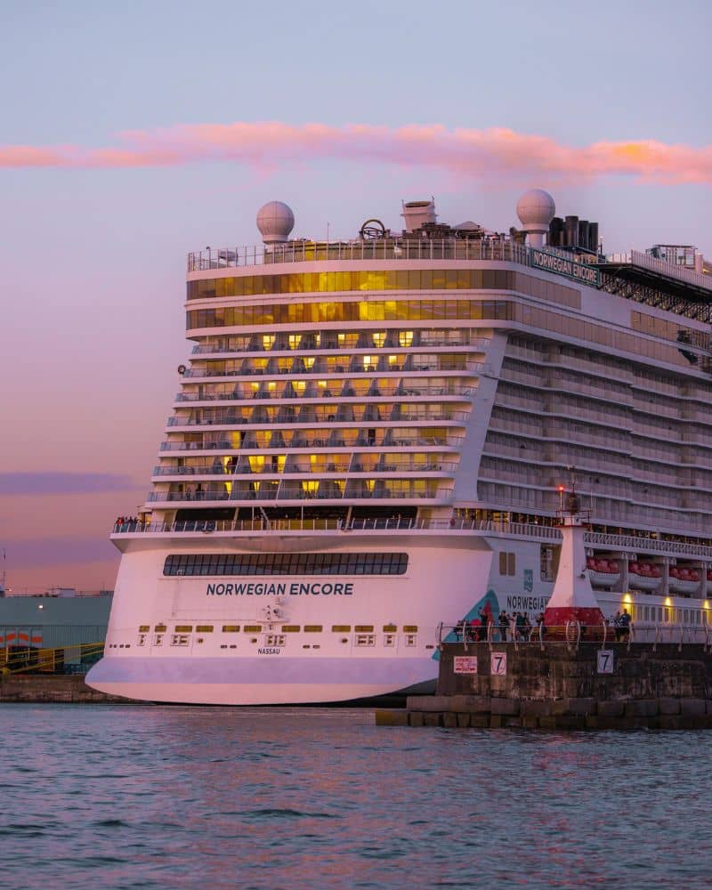 Geesa. Accesorios de baño especializados.